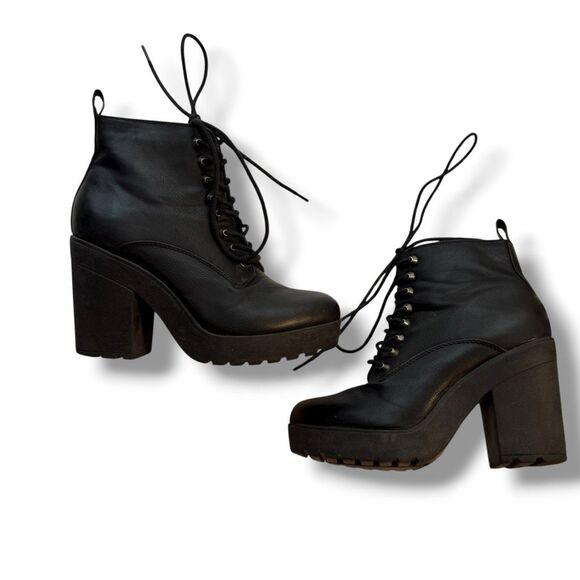 Madden Girl Black Lace-Up Platform Ankle Boots Women's Size 8M - Picture 3 of 9